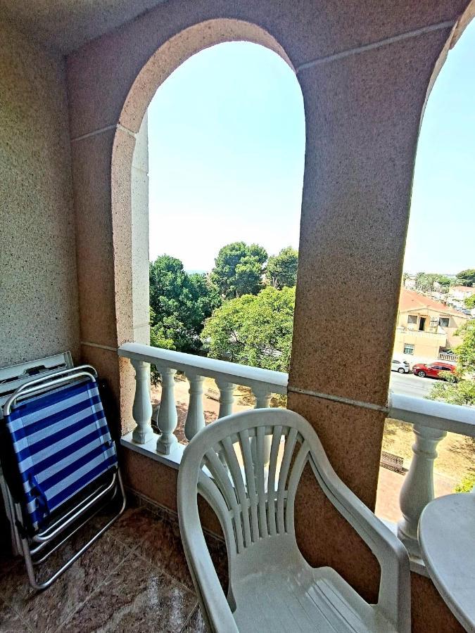 De Pinoso Apartamento Torrevieja Exterior foto